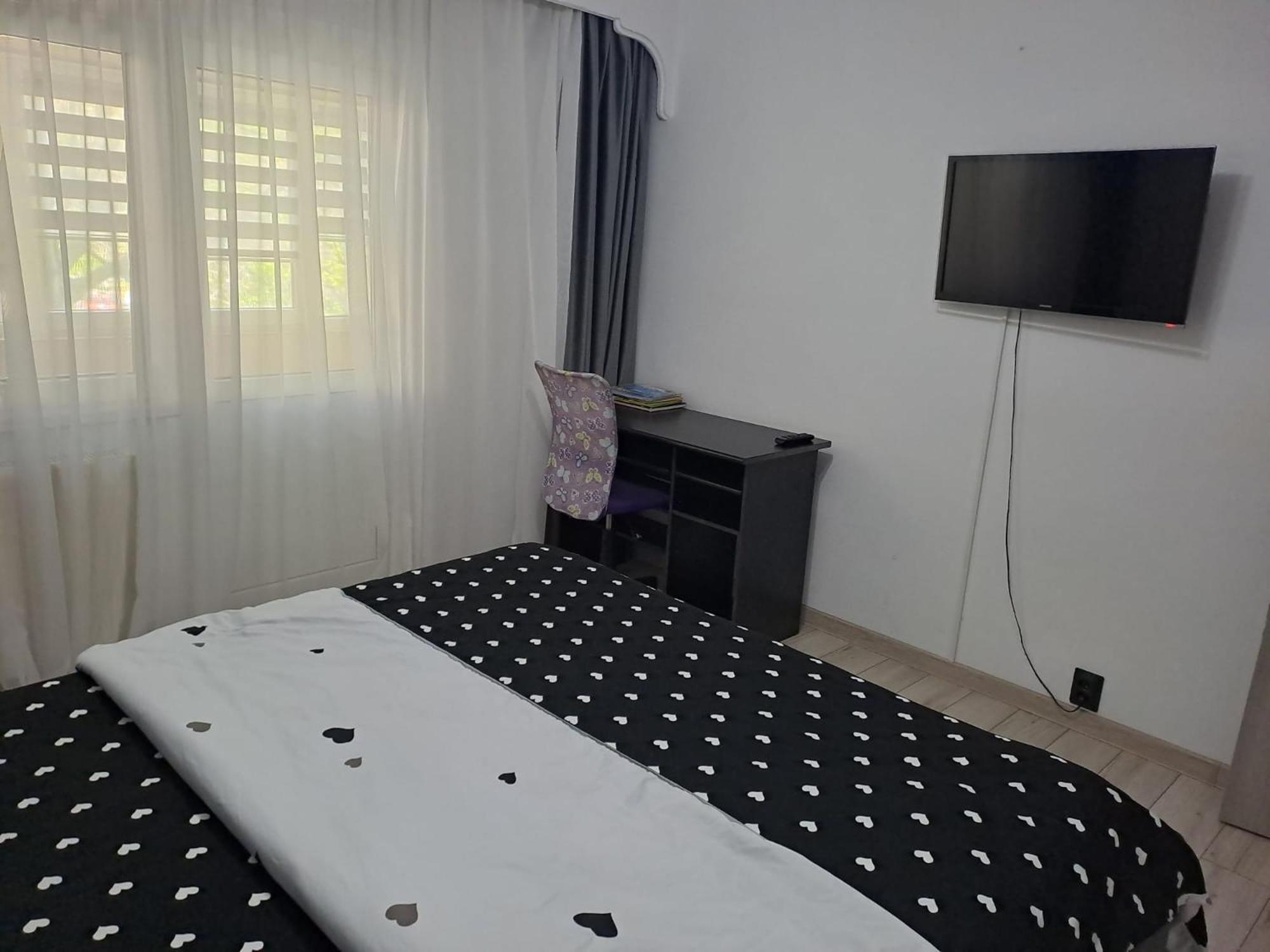 Ilona Apartament 3 Camere Râmnicu Vâlcea Zewnętrze zdjęcie